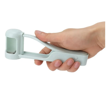 50% OFF Summer bestseller！Buy  1 get 1 Free（2Pcs ）🎁 Safety anti-cut stamp Quick Grape & Cherry Tomato Cutter